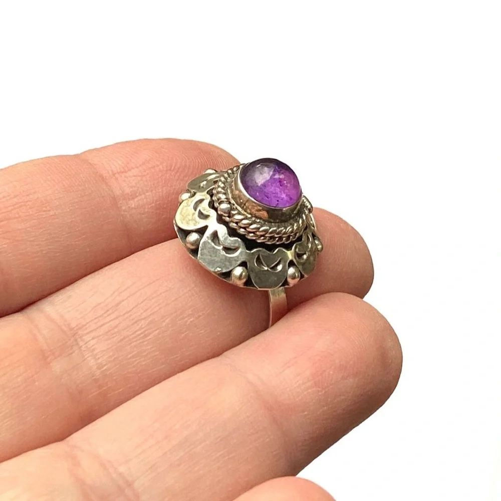 Vintage Taxco Sterling Silver Amethyst Poison Ring Adjustable